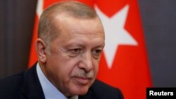 Cumhurbaşkanı Recep Tayyip Erdoğan NATO Zirvesi'ne katılmak üzere Londra'ya hareketinden önce açıklamalarda bulundu.